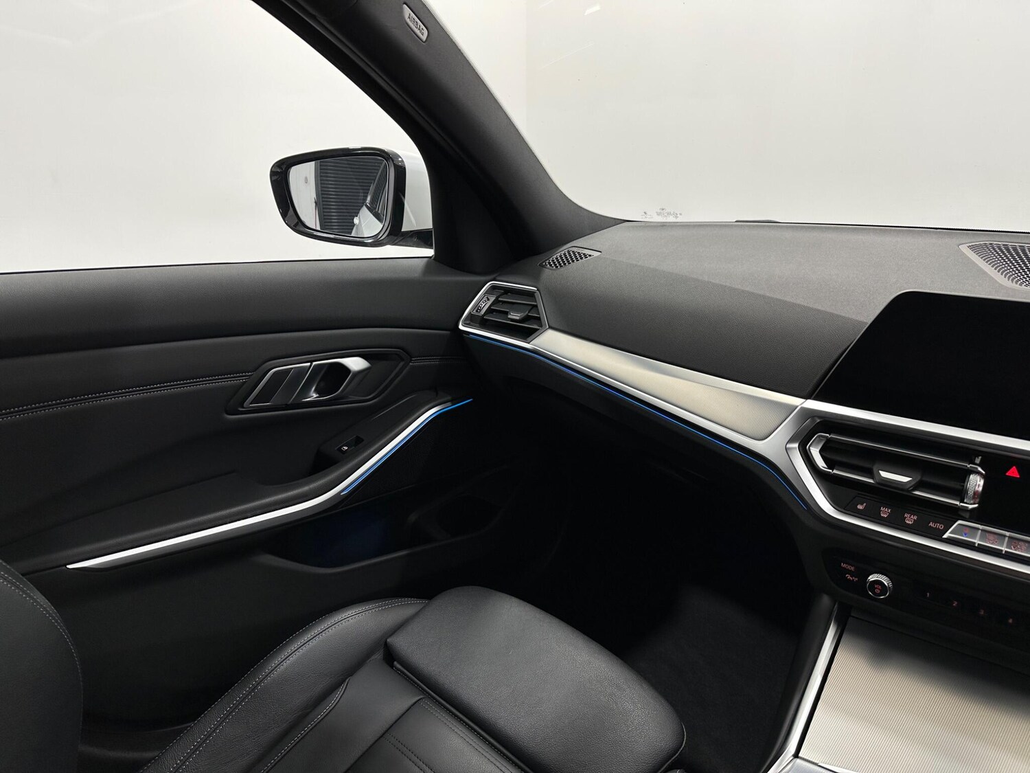 Used BMW 3 Series 2021 for sale - 76878478: Photo 27