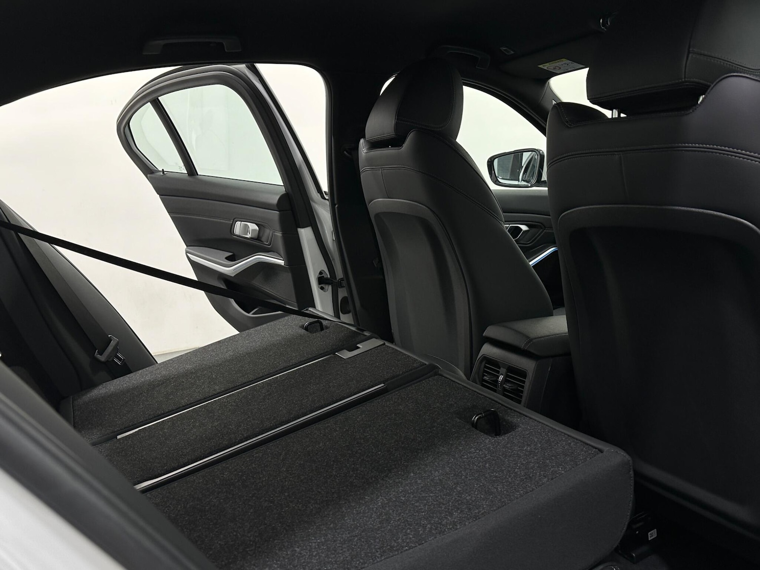 Used BMW 3 Series 2021 for sale - 76878478: Photo 46