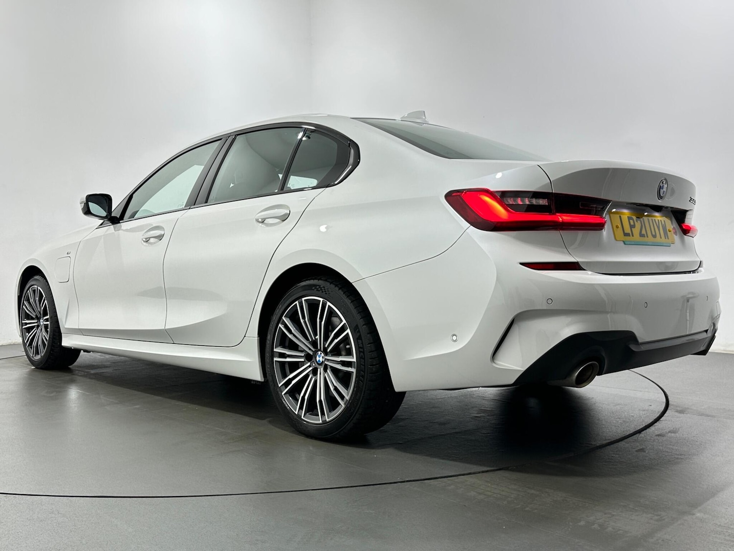 Used BMW 3 Series 2021 for sale - 76878478: Photo 48