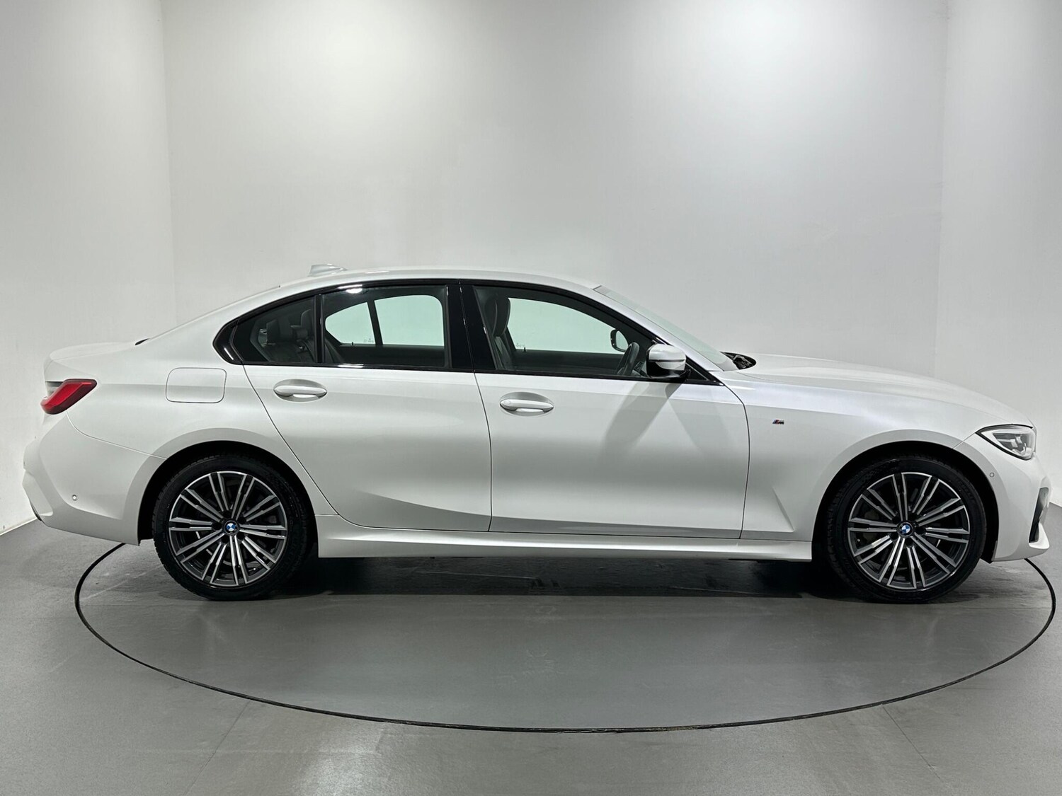 Used BMW 3 Series 2021 for sale - 76878478: Photo 9