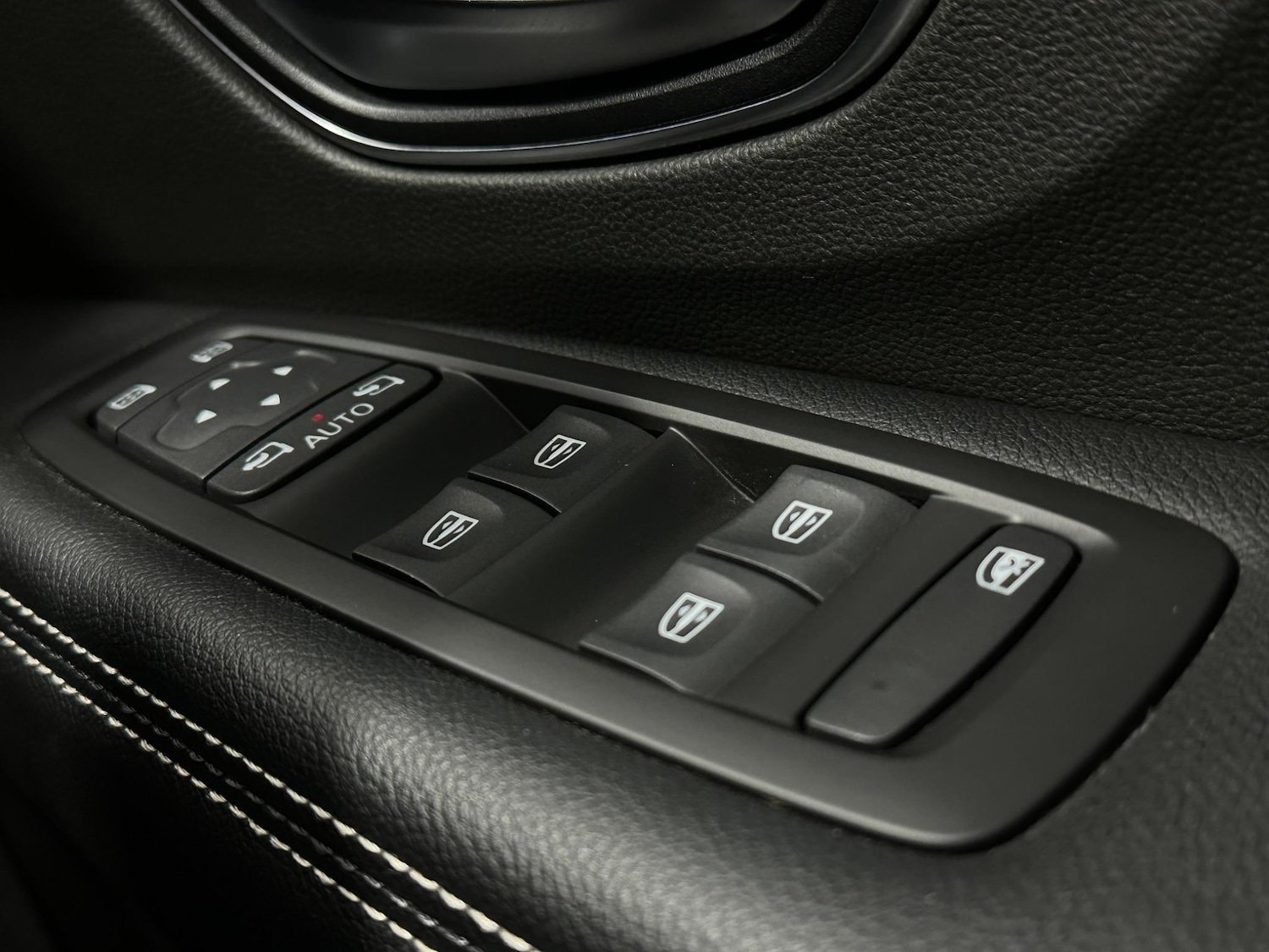 Used Renault Scenic 2017 for sale - 77798913: Photo 17