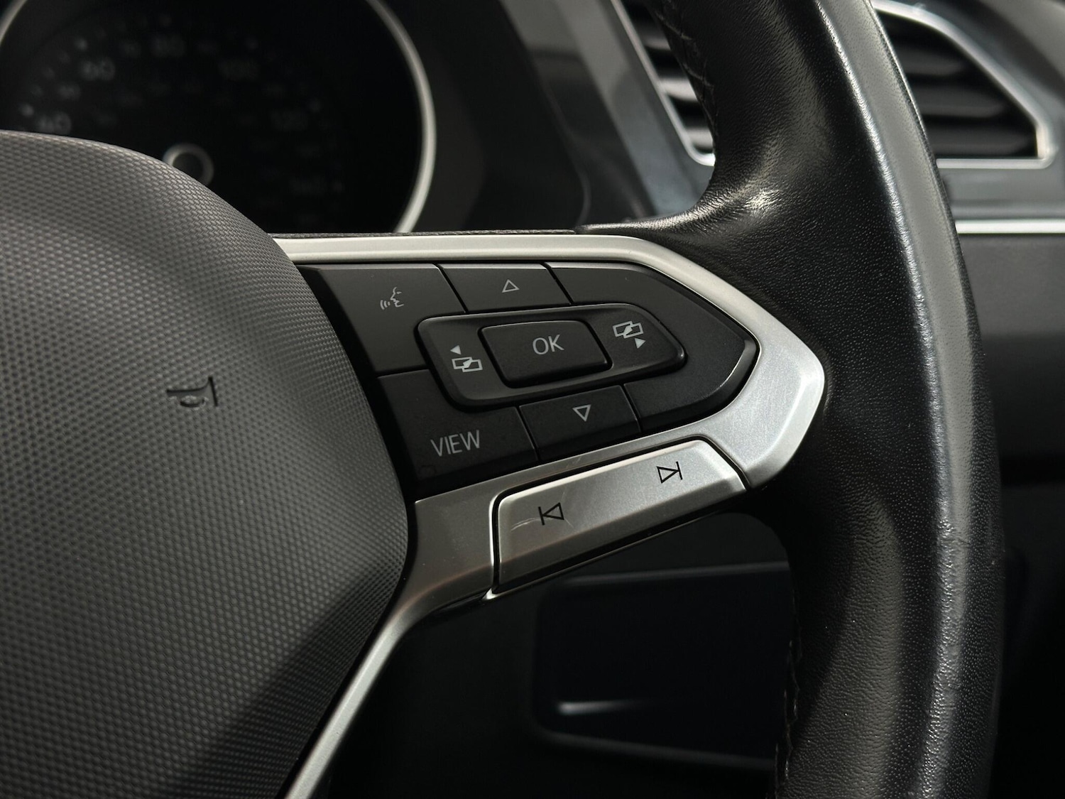 Used Volkswagen Tiguan 2023 for sale - 78116369: Photo 15