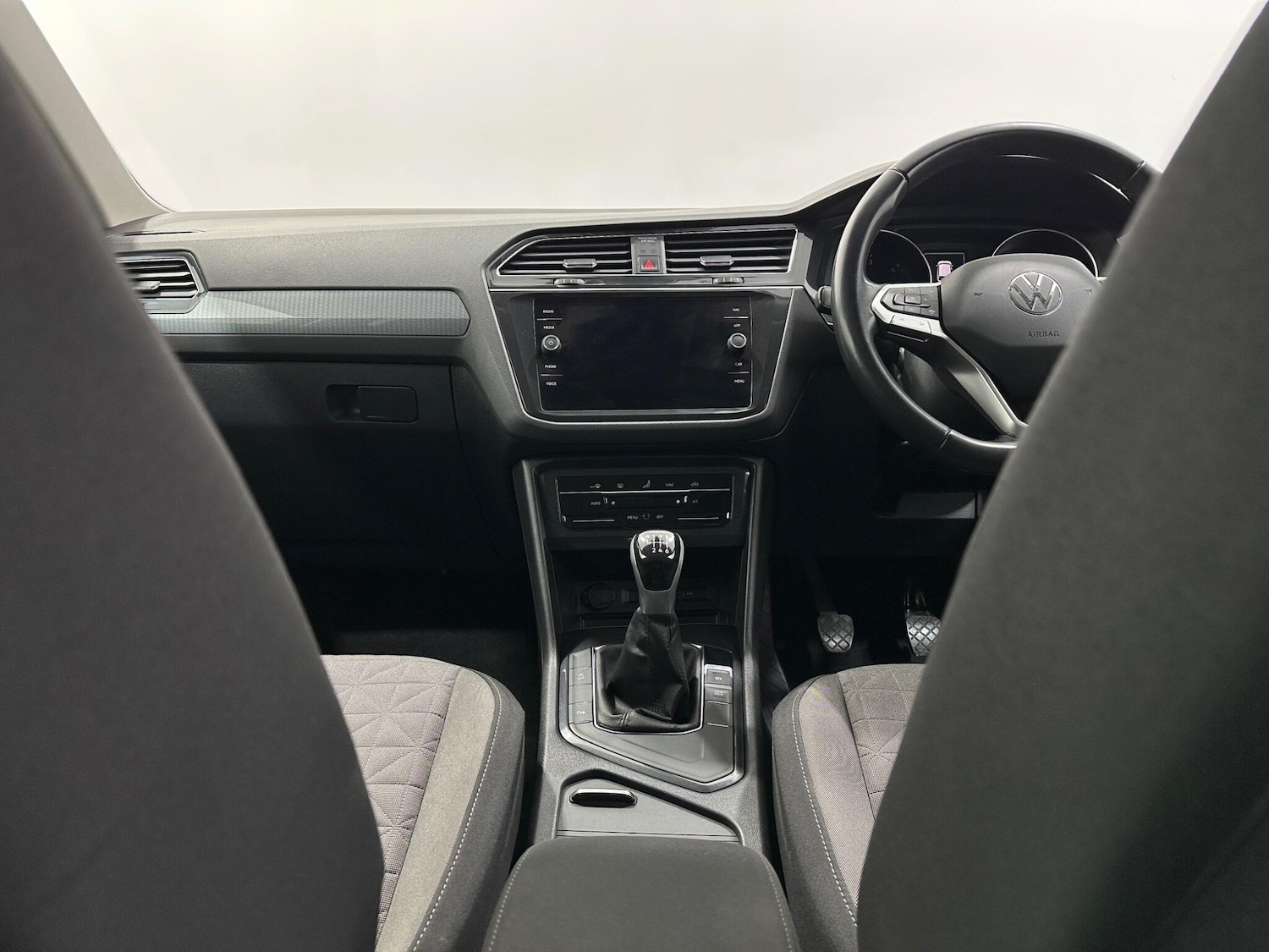 Used Volkswagen Tiguan 2023 for sale - 78116369: Photo 19