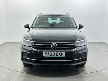 Used Volkswagen Tiguan 2023 for sale - 78116369: Photo
