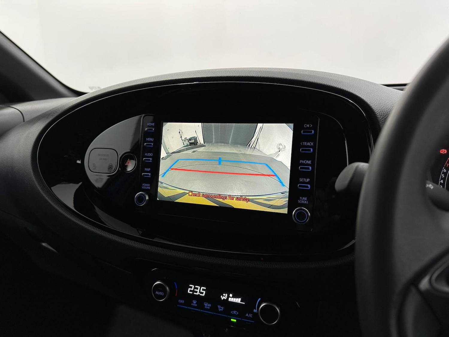 Used Toyota Aygo X 2022 for sale - 76878831: Photo 21