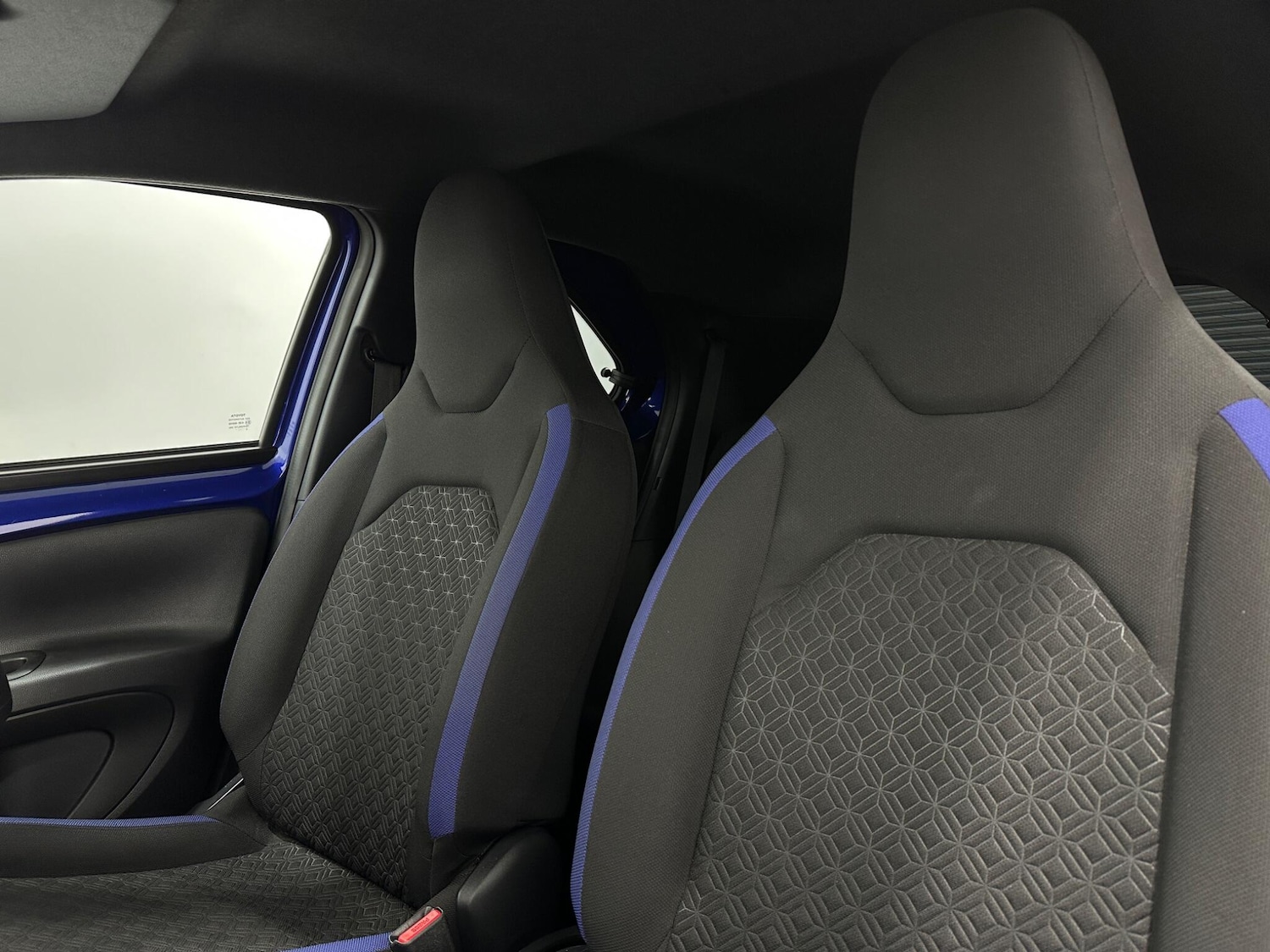 Used Toyota Aygo X 2022 for sale - 76878831: Photo 31