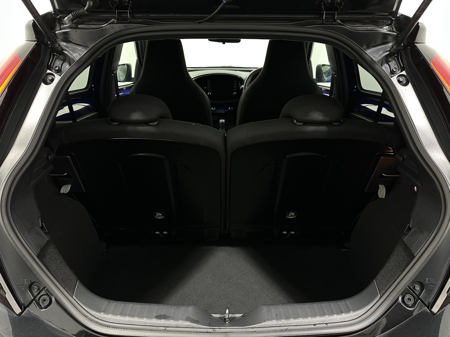 Used Toyota Aygo X 2022 for sale - 76878831: Photo 42