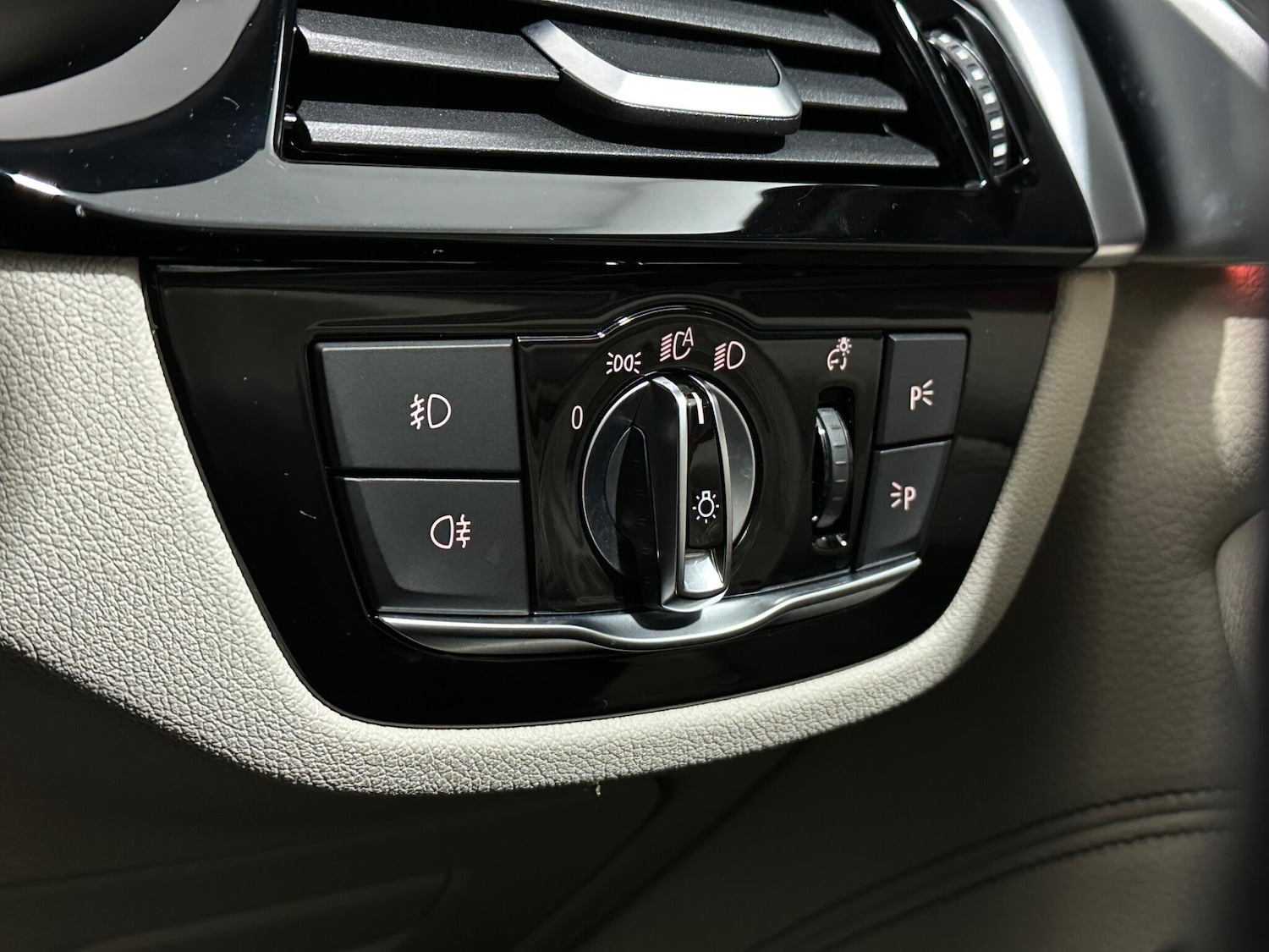 Used BMW 5 Series for sale - 77267982: Photo 17