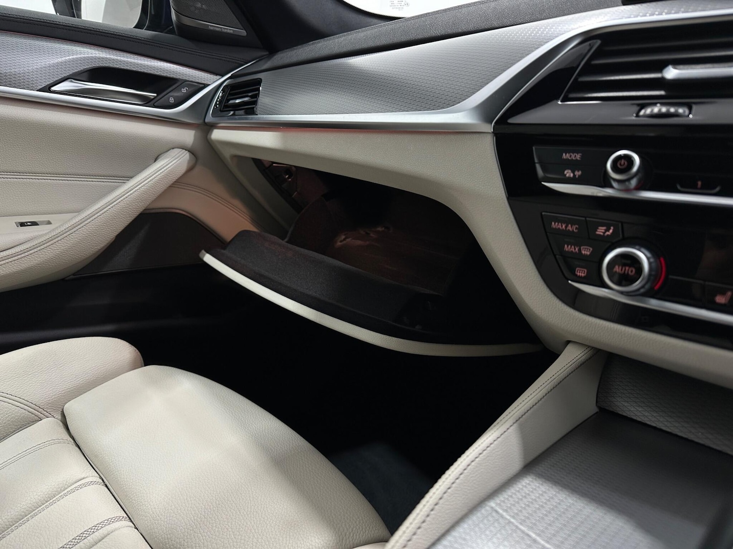 Used BMW 5 Series for sale - 77267982: Photo 27