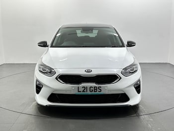 Used Kia Ceed 2018 for sale - 76878932: Photo