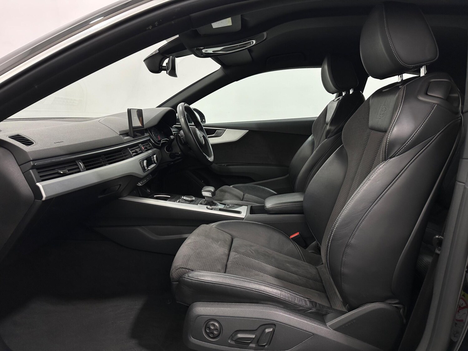 Used Audi A5 2018 for sale - 78020235: Photo 37