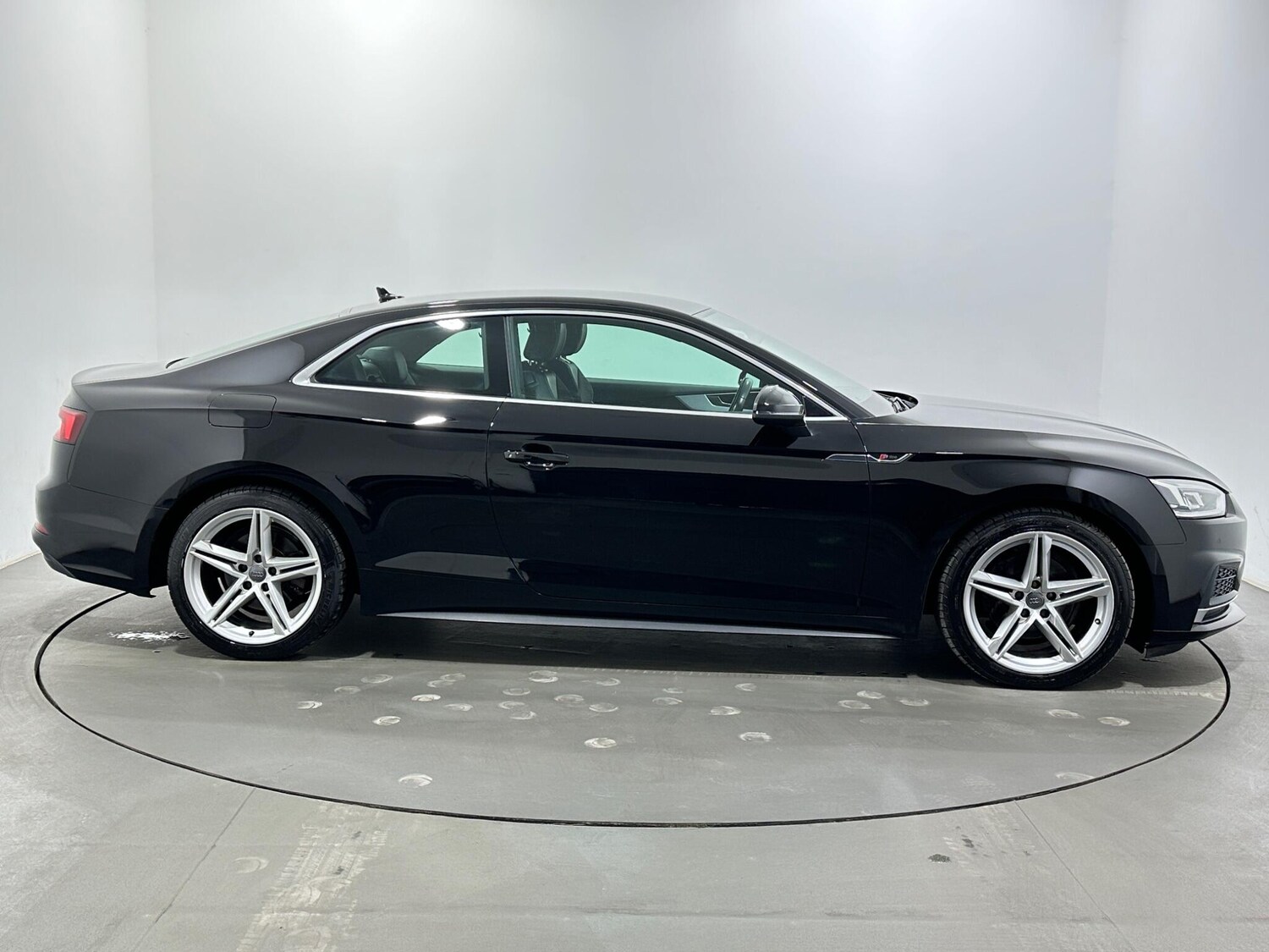 Used Audi A5 2018 for sale - 78020235: Photo 9