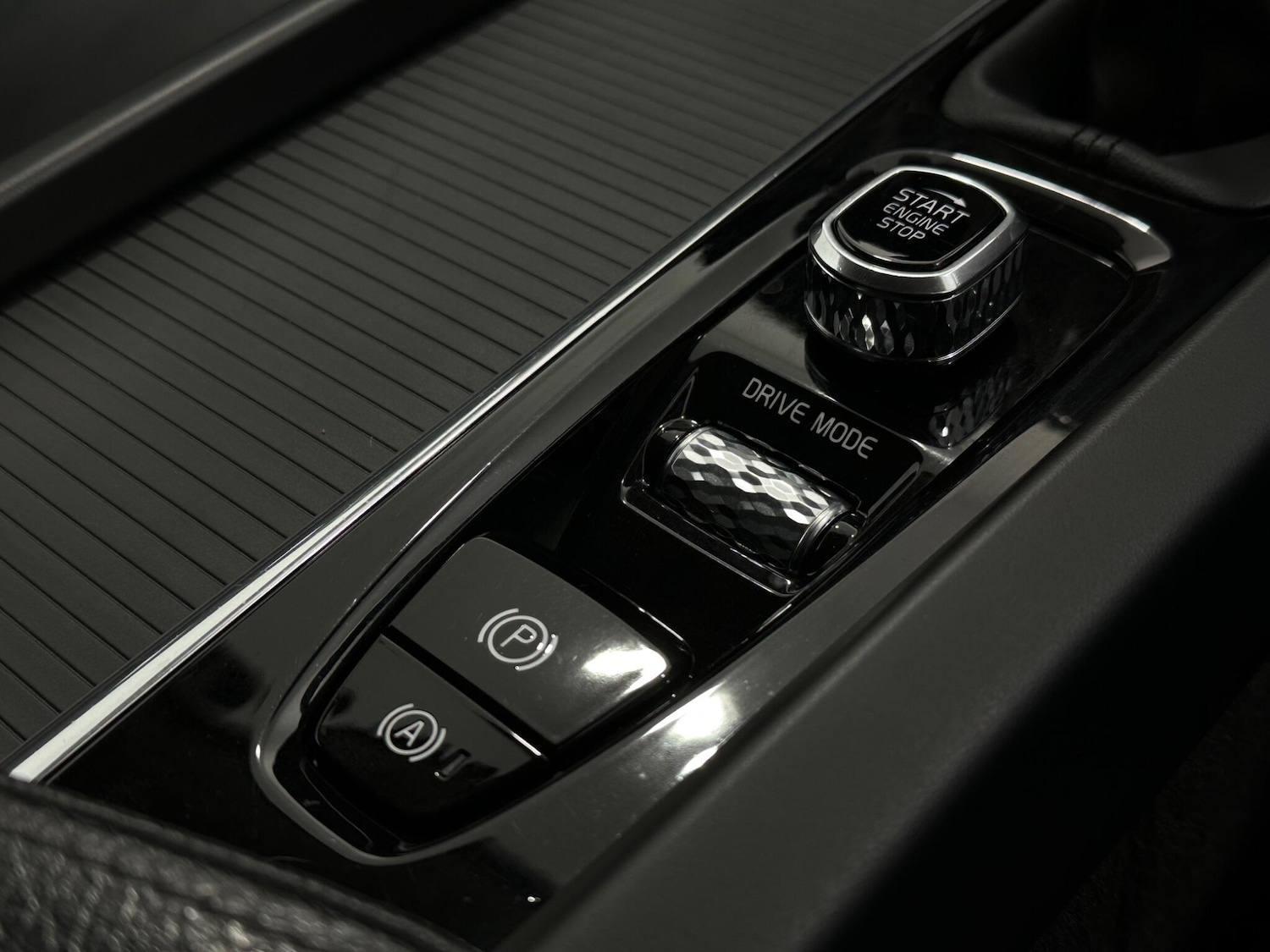 Used Volvo XC60 2019 for sale - 76878898: Photo 19