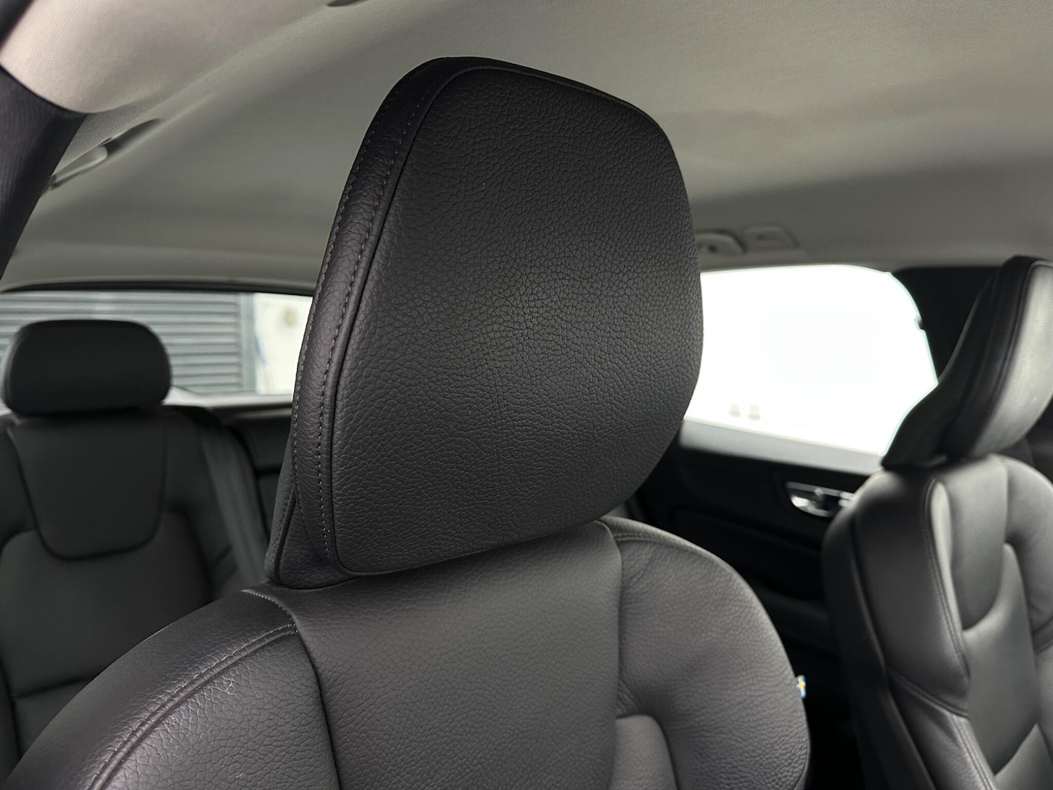 Used Volvo XC60 2019 for sale - 76878898: Photo 29