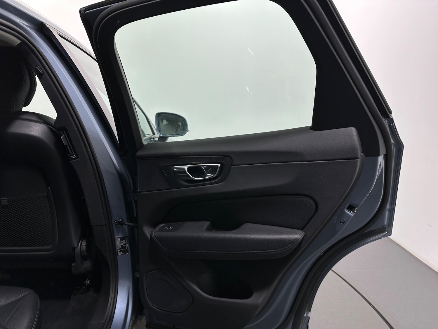 Used Volvo XC60 2019 for sale - 76878898: Photo 40