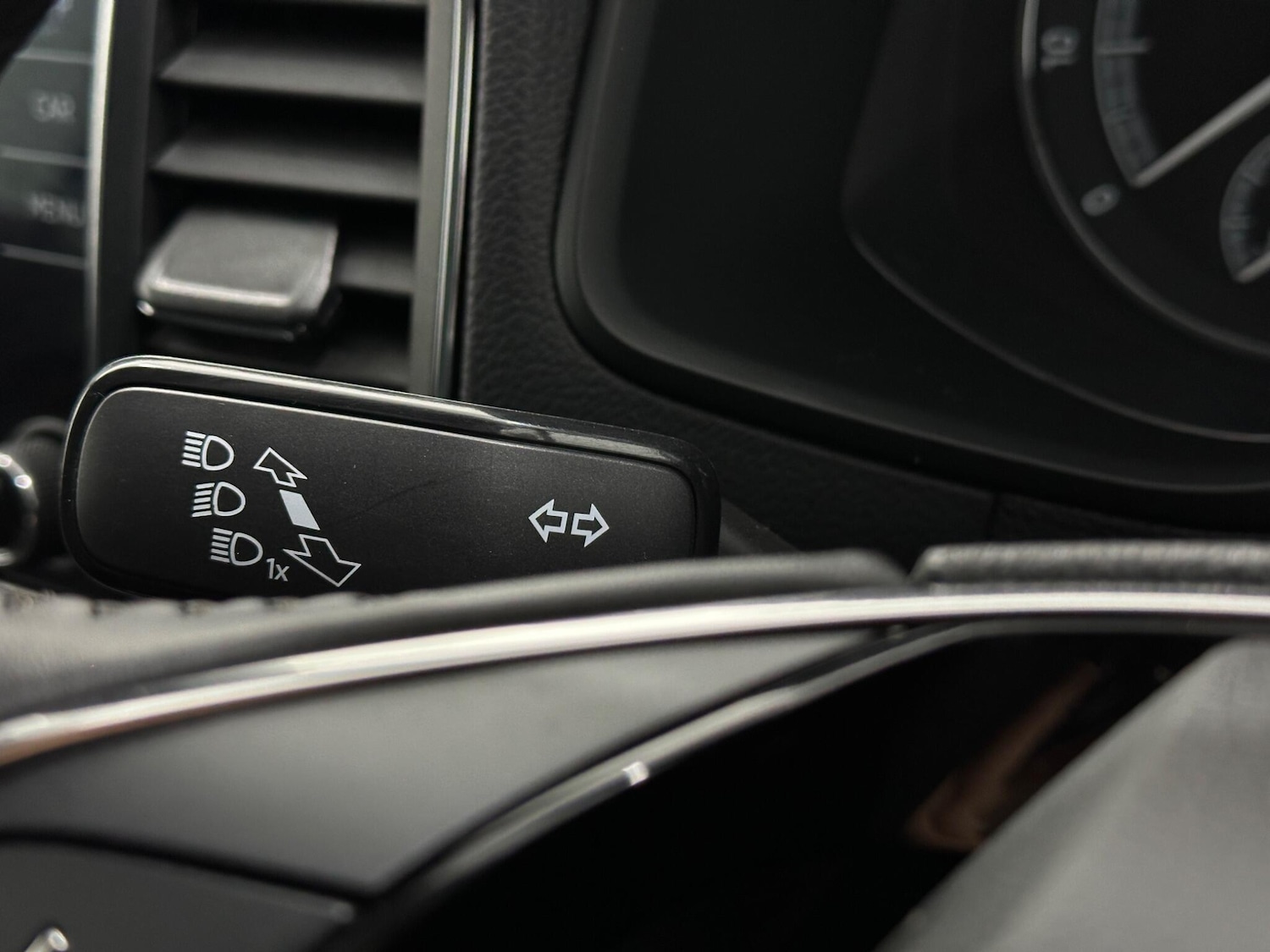 Used Skoda Karoq 2022 for sale - 77278932: Photo 12