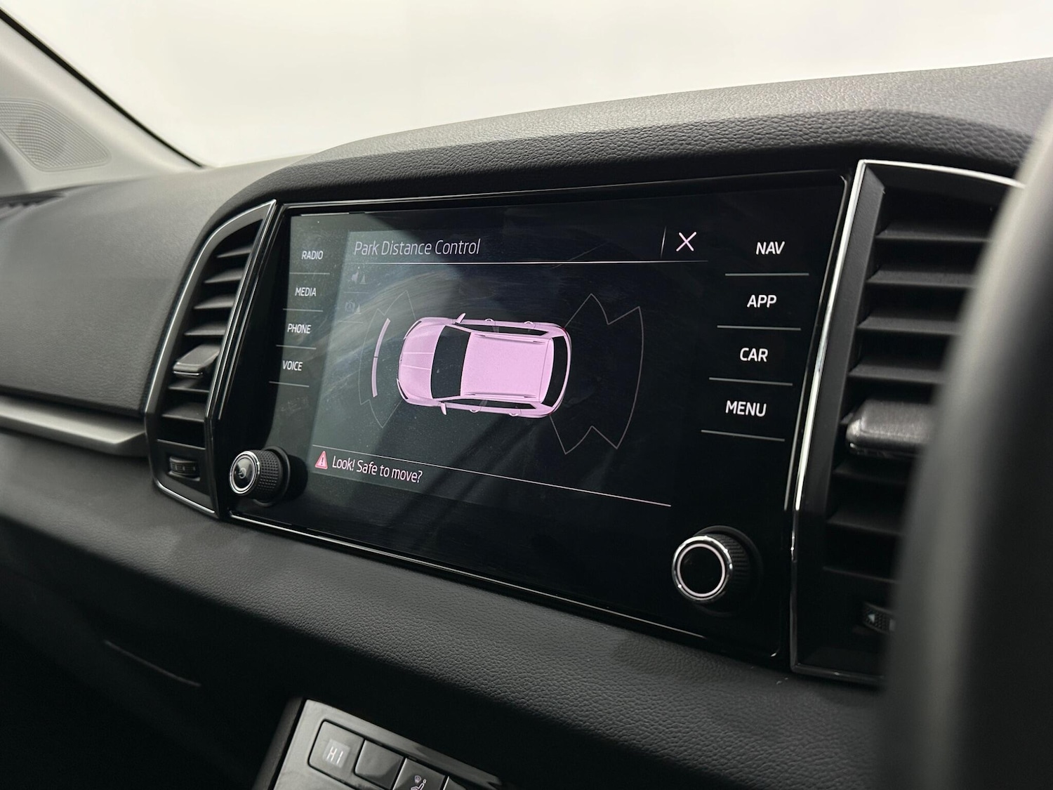 Used Skoda Karoq 2022 for sale - 77278932: Photo 20