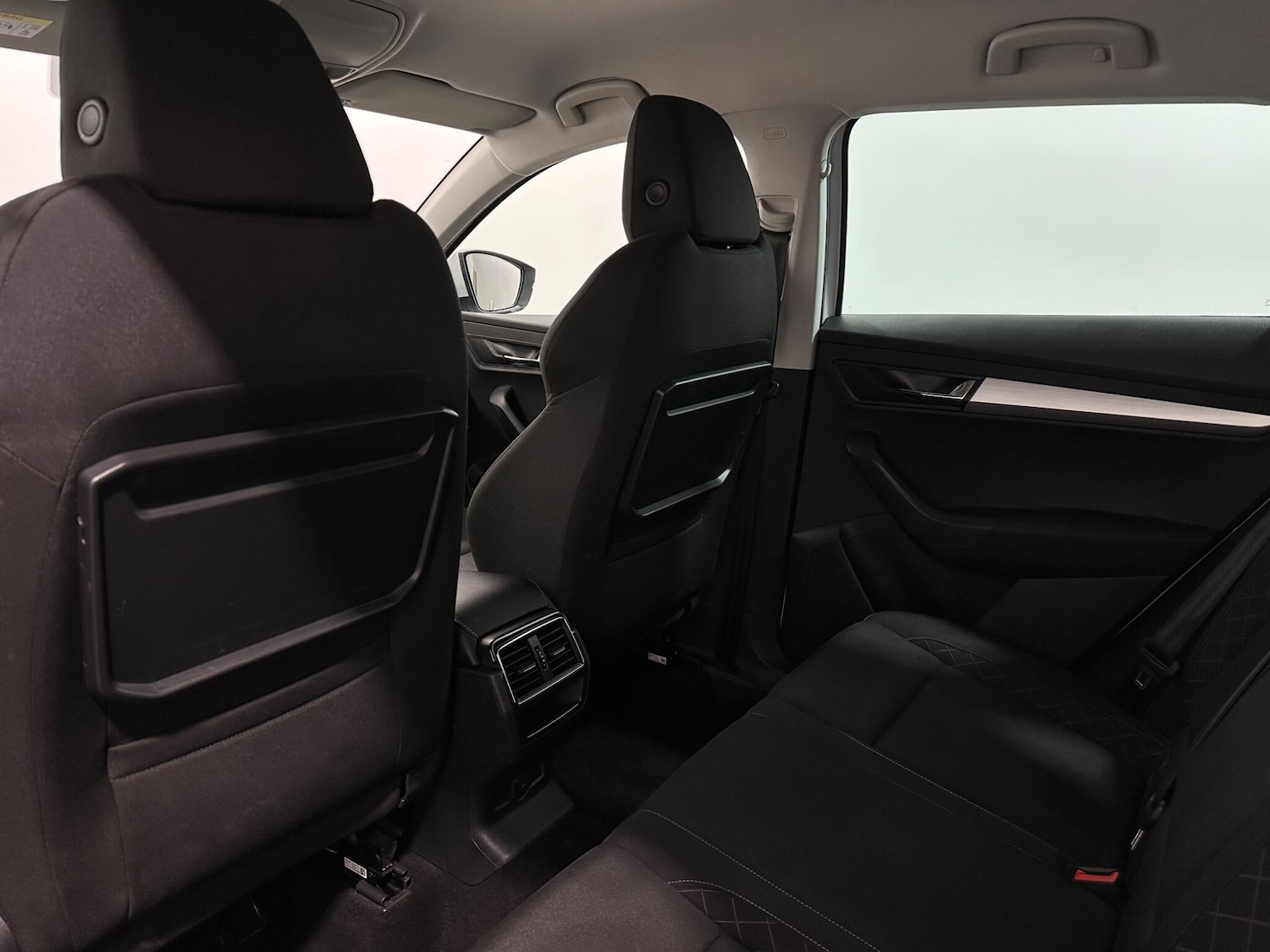 Used Skoda Karoq 2022 for sale - 77278932: Photo 35