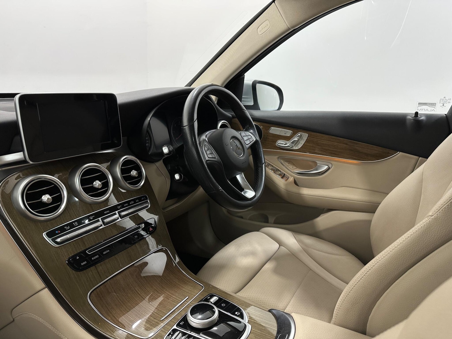 Used Mercedes-Benz GLC 2019 for sale - 78147984: Photo 32