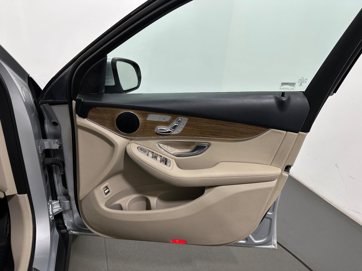 Used Mercedes-Benz GLC 2019 for sale - 78147984: Photo 35