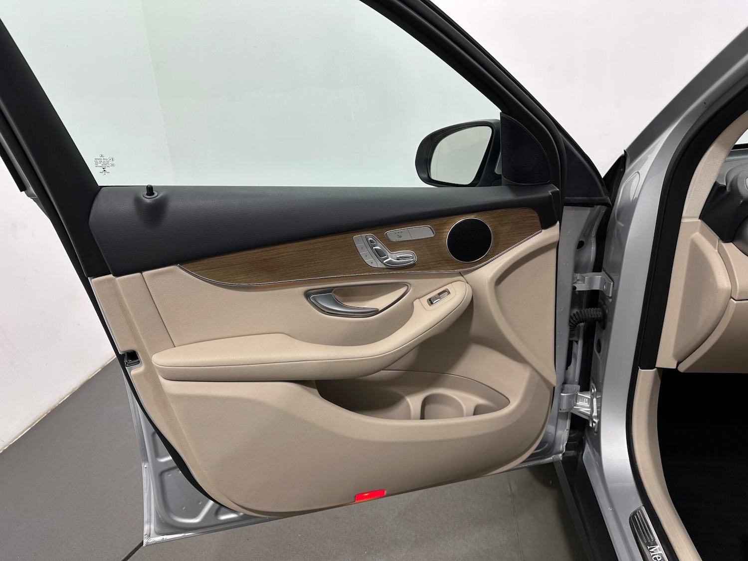 Used Mercedes-Benz GLC 2019 for sale - 78147984: Photo 38