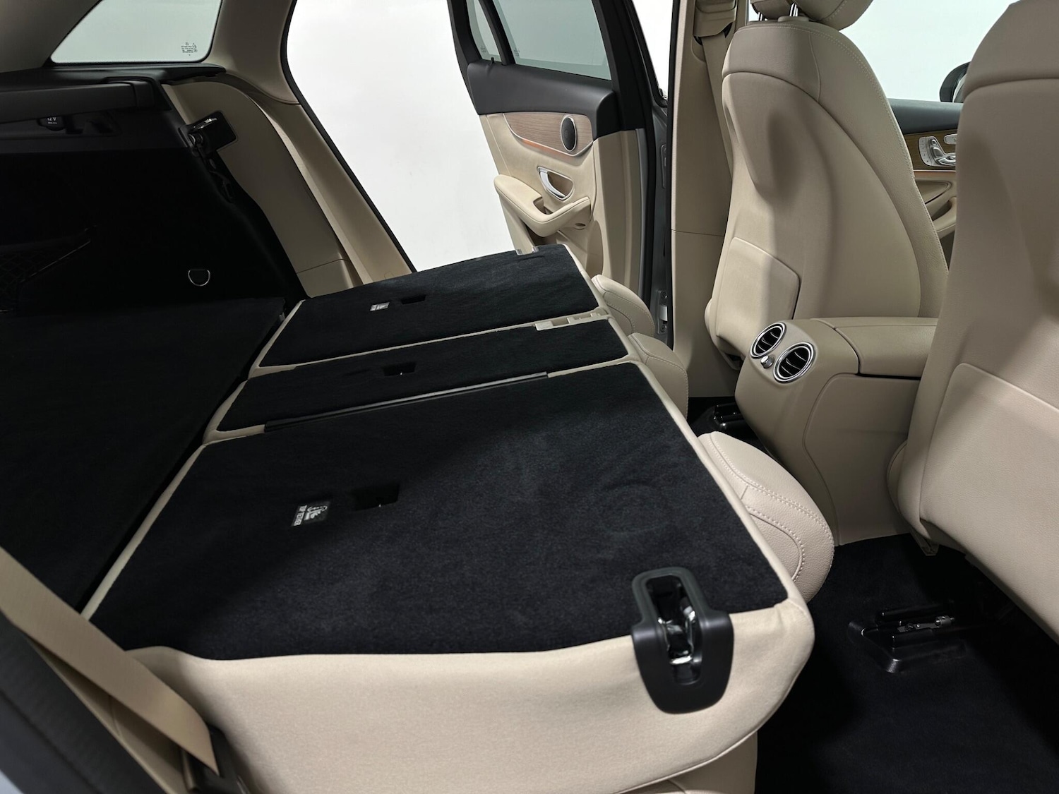 Used Mercedes-Benz GLC 2019 for sale - 78147984: Photo 47