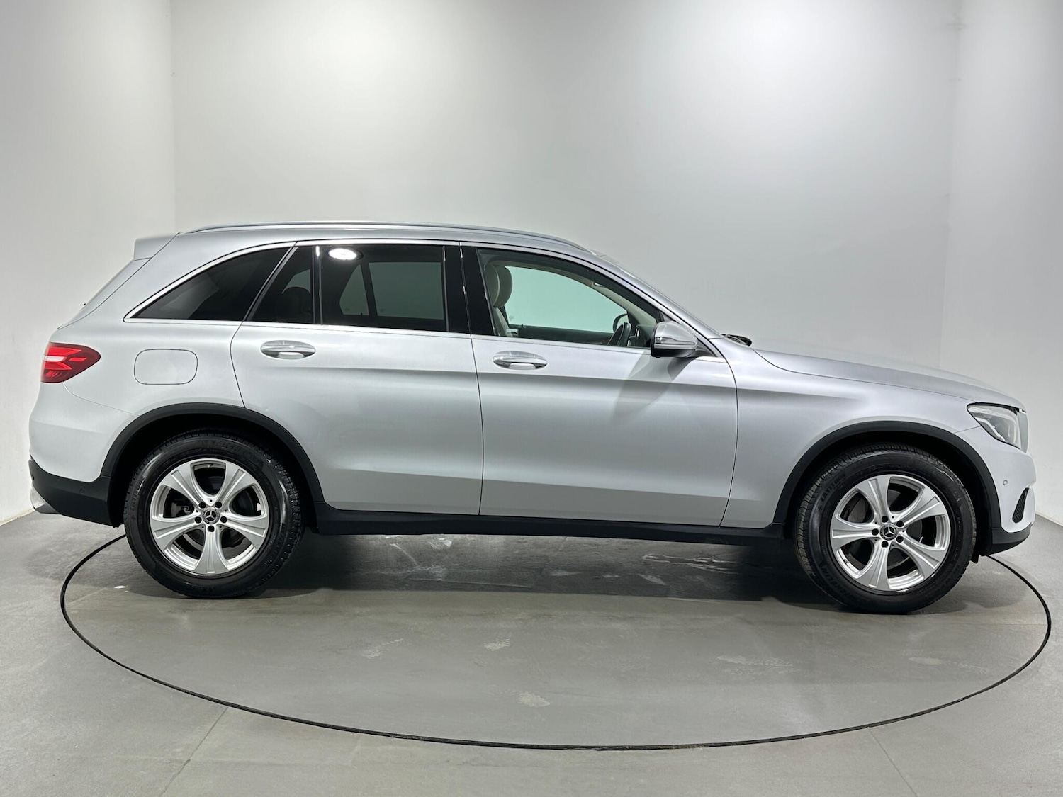 Used Mercedes-Benz GLC 2019 for sale - 78147984: Photo 9