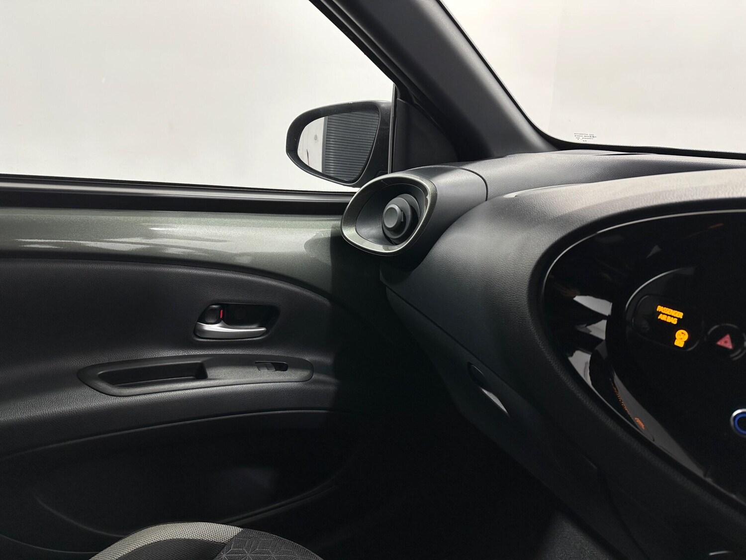 Used Toyota Aygo X 2022 for sale - 77479264: Photo 24