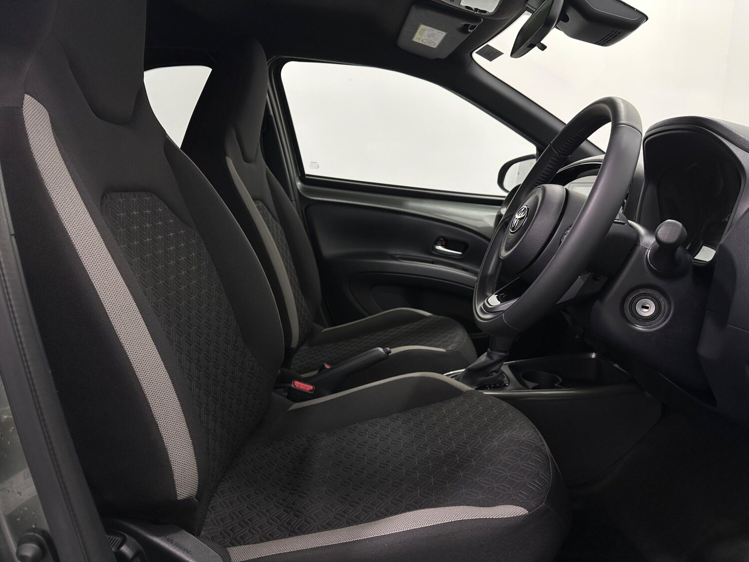 Used Toyota Aygo X 2022 for sale - 77479264: Photo 28