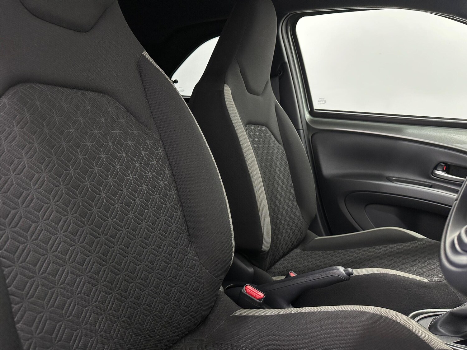 Used Toyota Aygo X 2022 for sale - 77479264: Photo 29