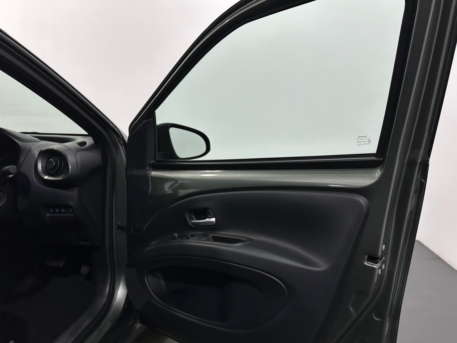 Used Toyota Aygo X 2022 for sale - 77479264: Photo 31