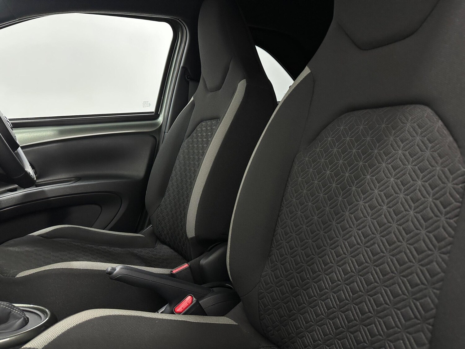 Used Toyota Aygo X 2022 for sale - 77479264: Photo 33