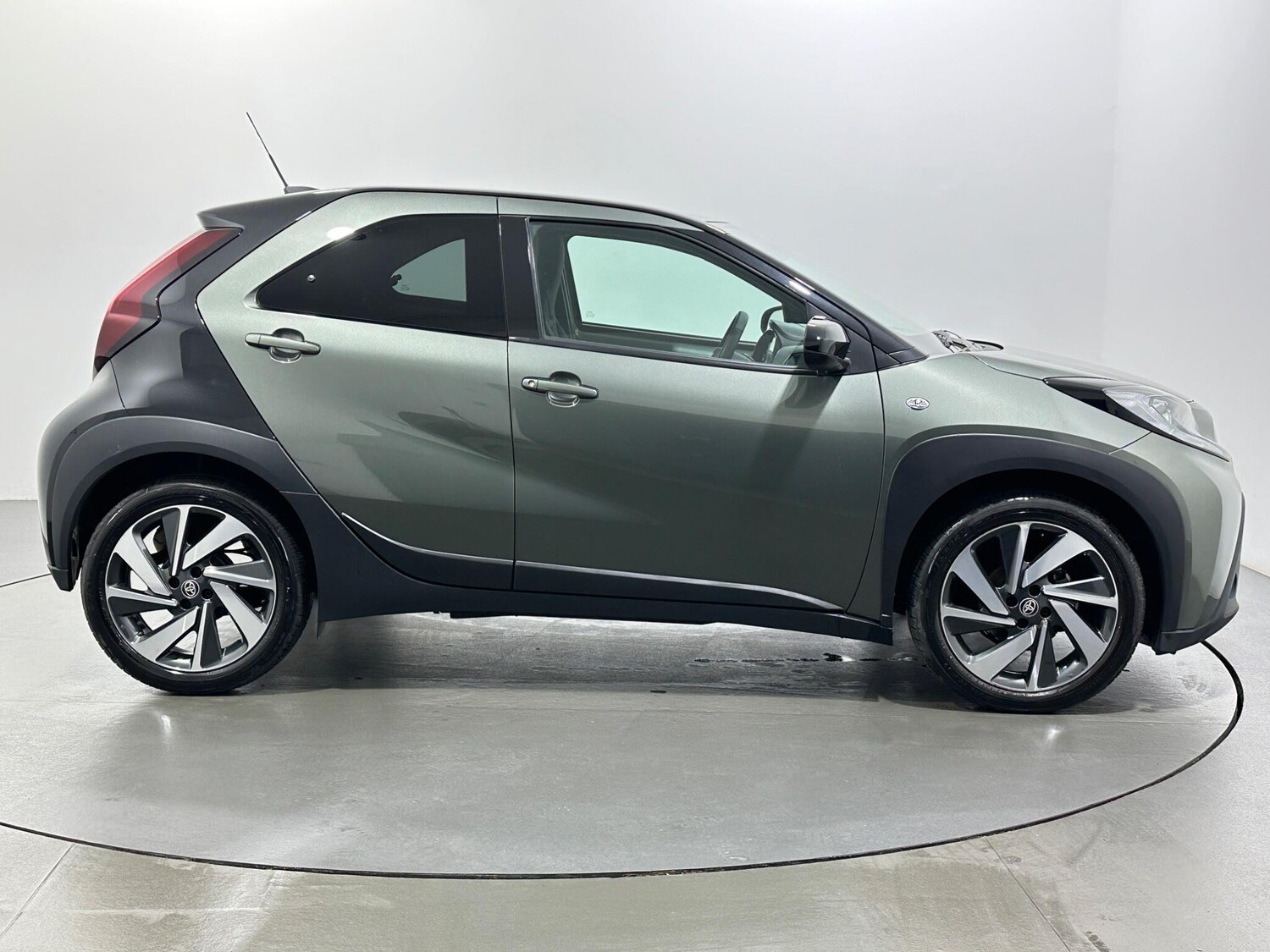 Used Toyota Aygo X 2022 for sale - 77479264: Photo 9