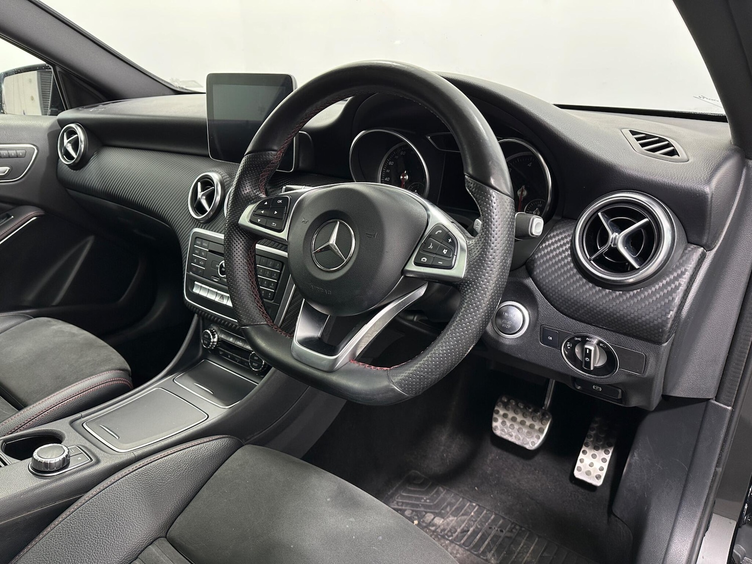 Used Mercedes-Benz A-Class for sale - 77925363: Photo 10