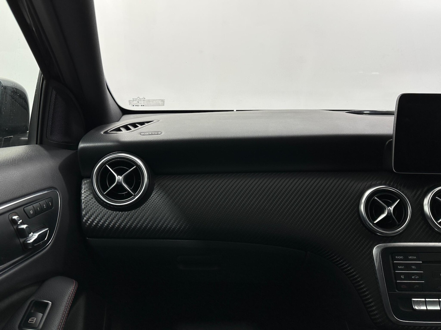 Used Mercedes-Benz A-Class for sale - 77925363: Photo 31