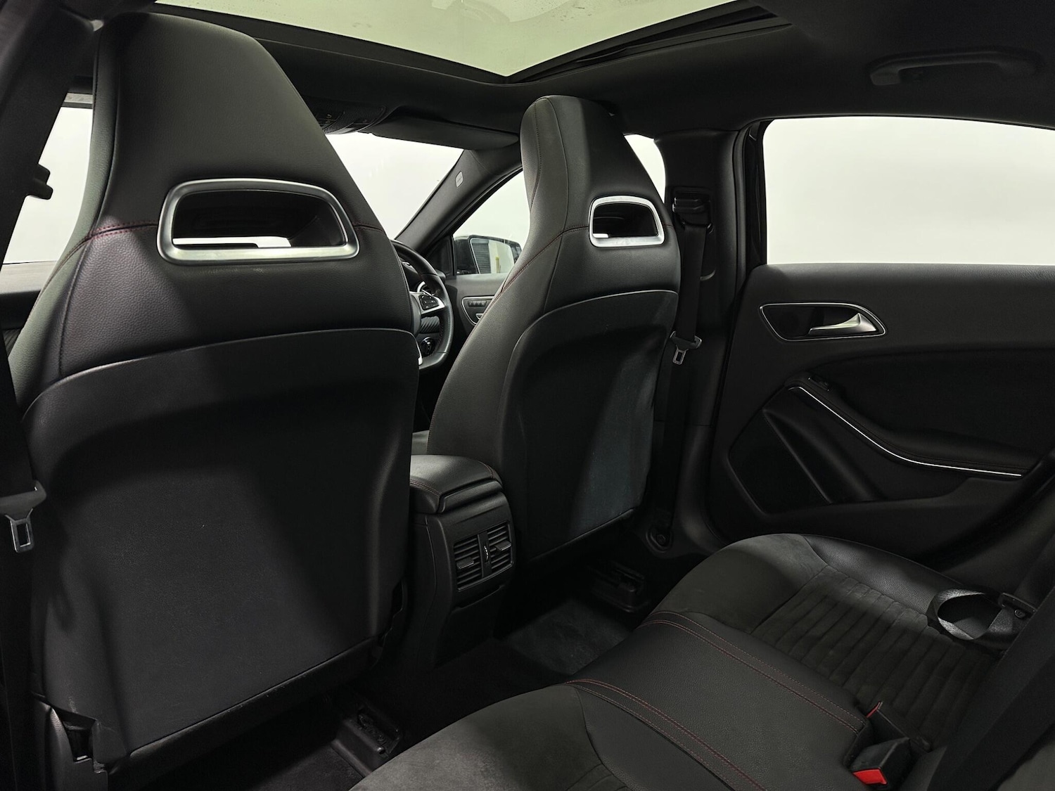 Used Mercedes-Benz A-Class for sale - 77925363: Photo 40