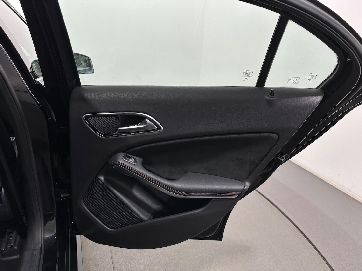 Used Mercedes-Benz A-Class for sale - 77925363: Photo 45