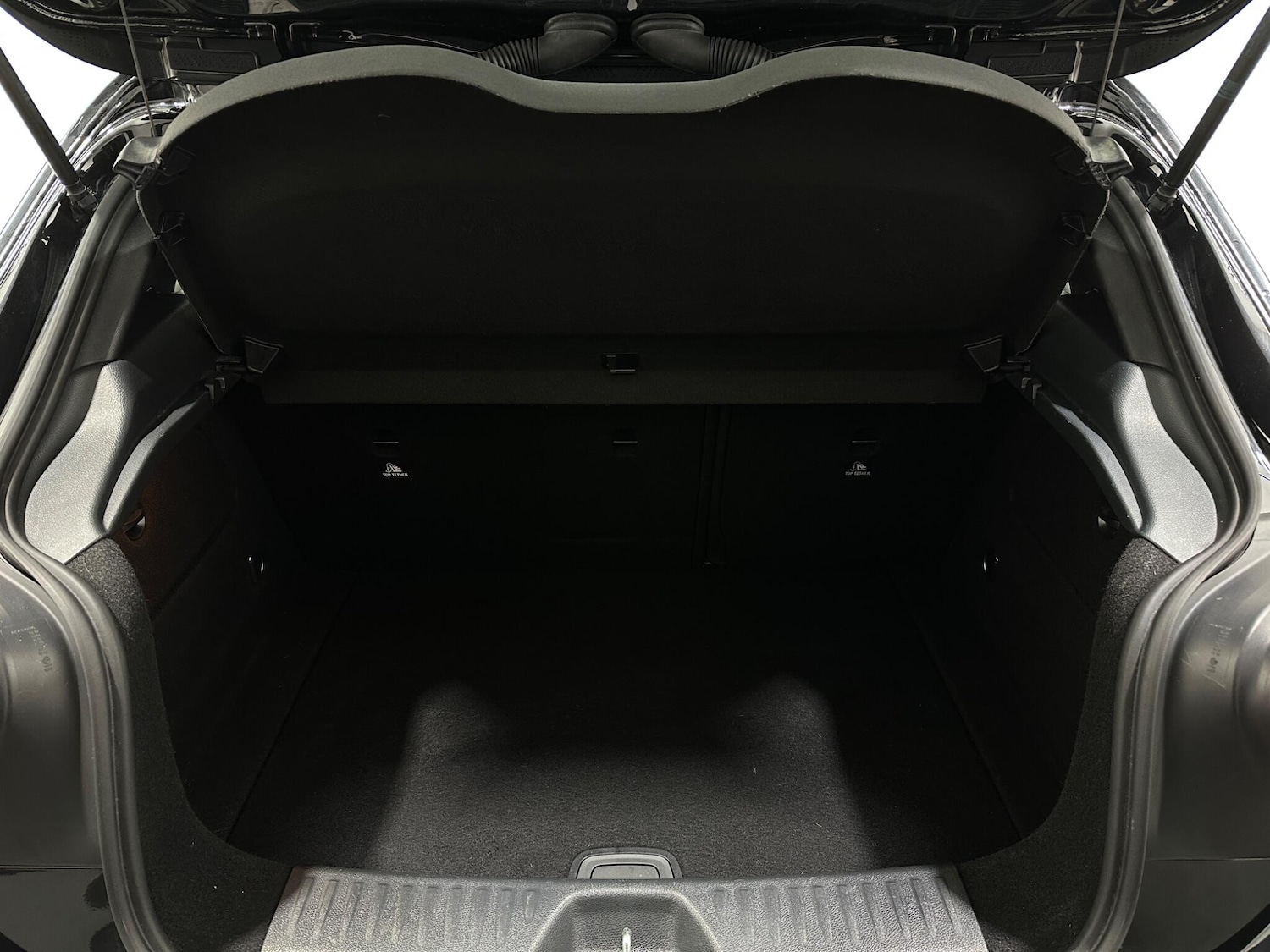 Used Mercedes-Benz A-Class for sale - 77925363: Photo 49