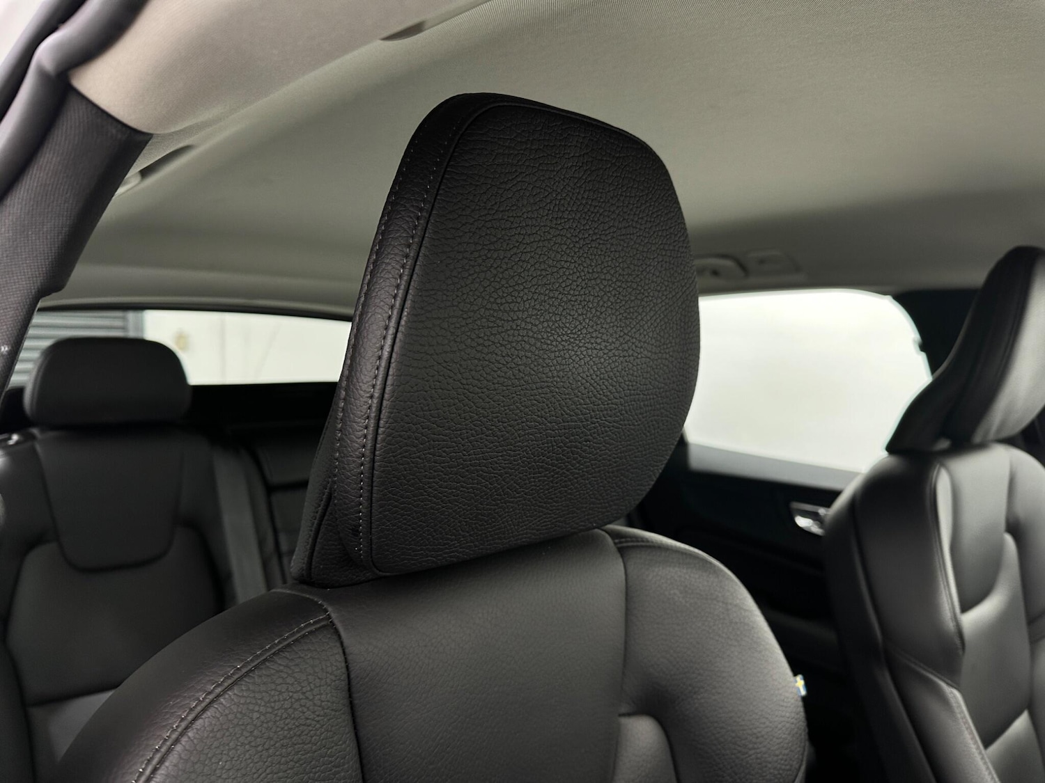 Used Volvo XC60 2018 for sale - 77794216: Photo 31