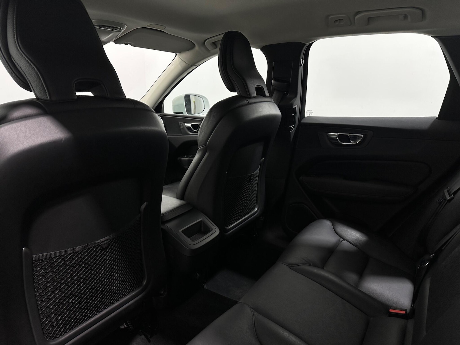 Used Volvo XC60 2018 for sale - 77794216: Photo 37