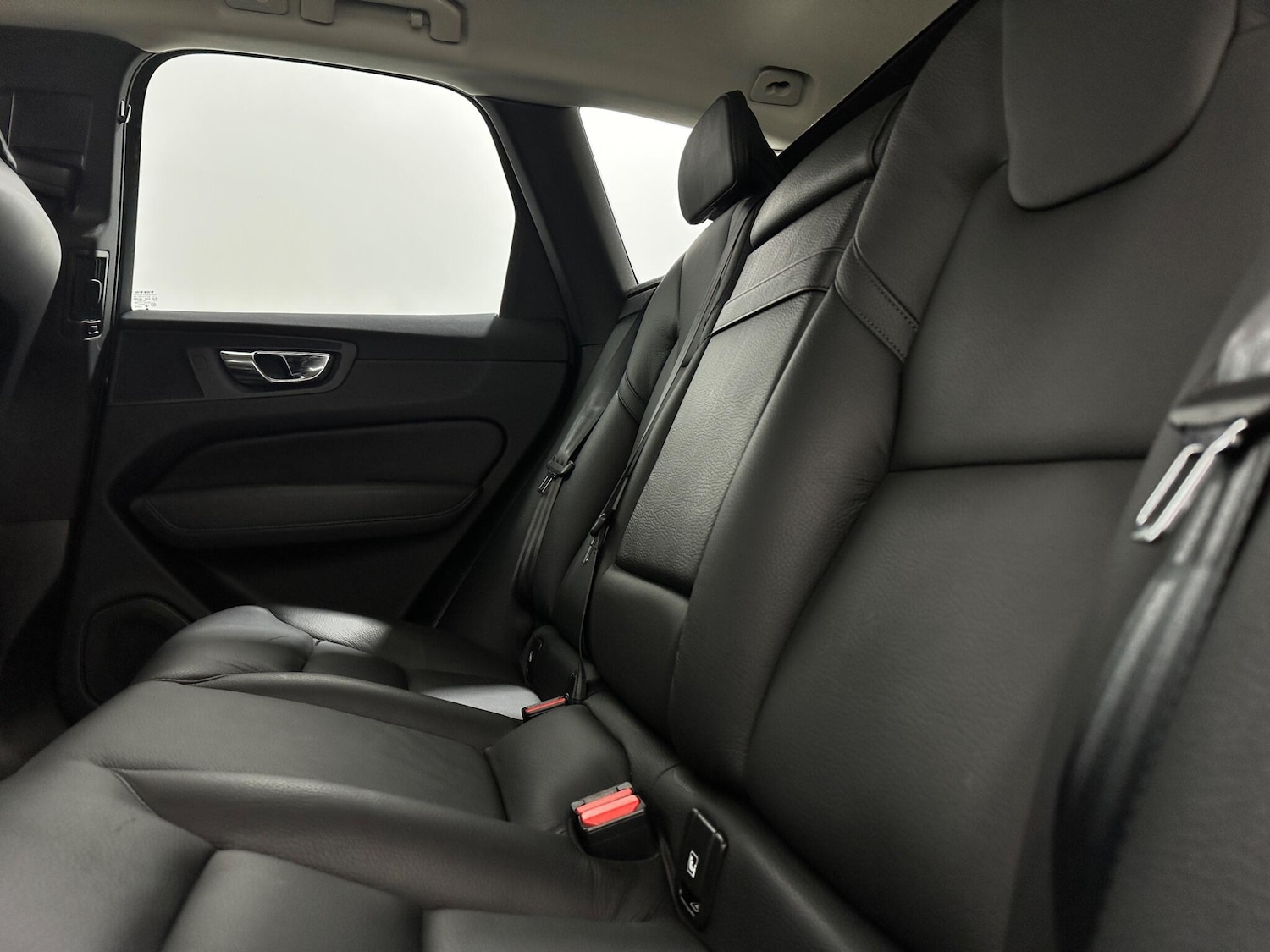 Used Volvo XC60 2018 for sale - 77794216: Photo 38