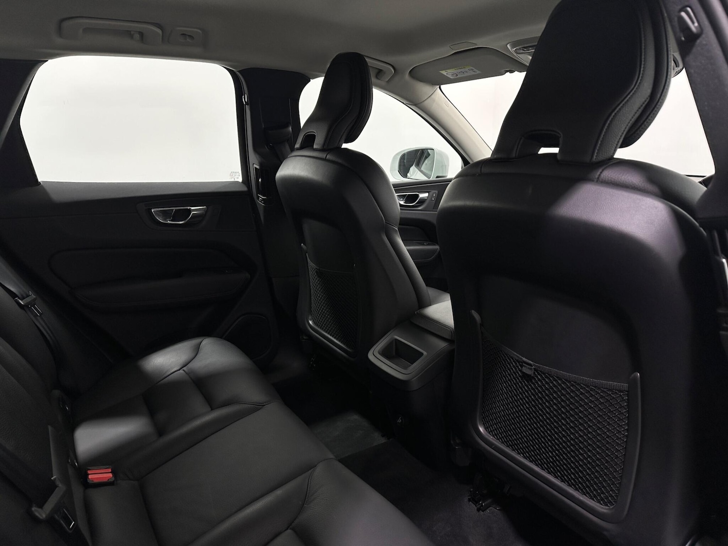 Used Volvo XC60 2018 for sale - 77794216: Photo 40