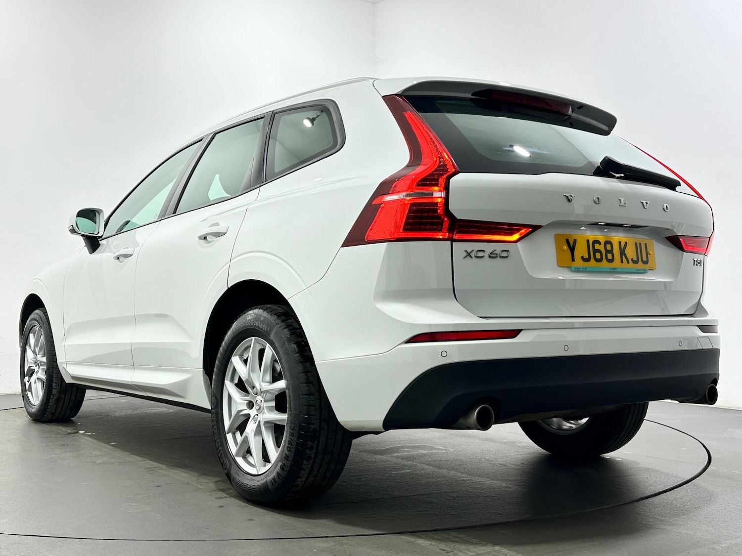 Used Volvo XC60 2018 for sale - 77794216: Photo 48