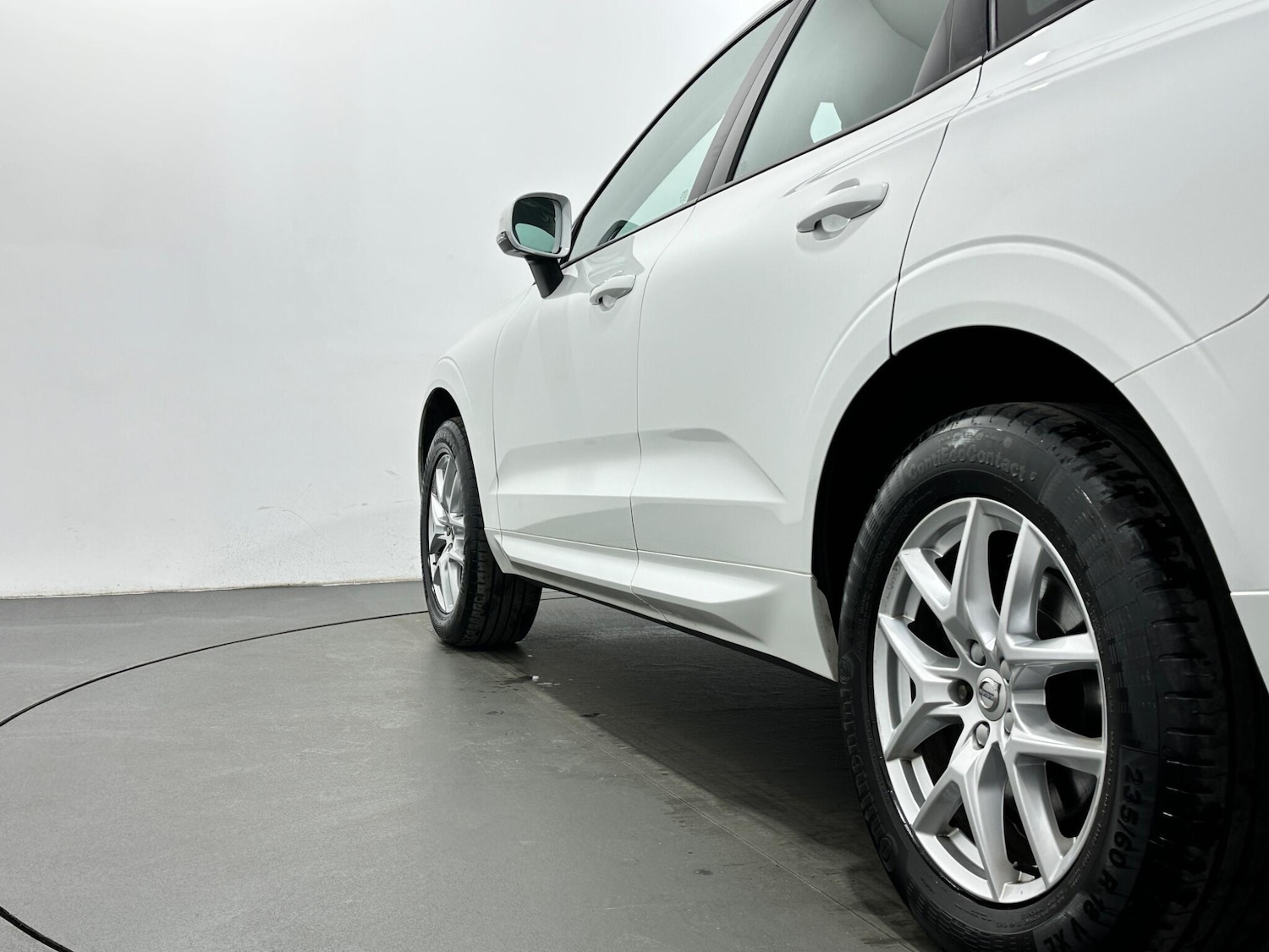 Used Volvo XC60 2018 for sale - 77794216: Photo 49