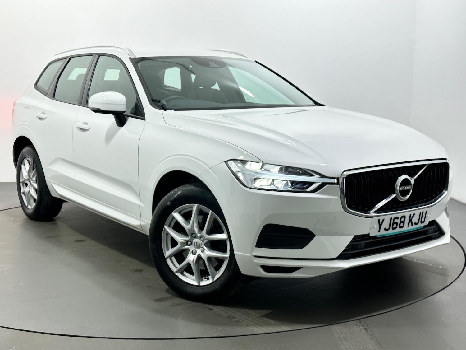 Used Volvo XC60 2018 for sale - 77794216: Photo 54
