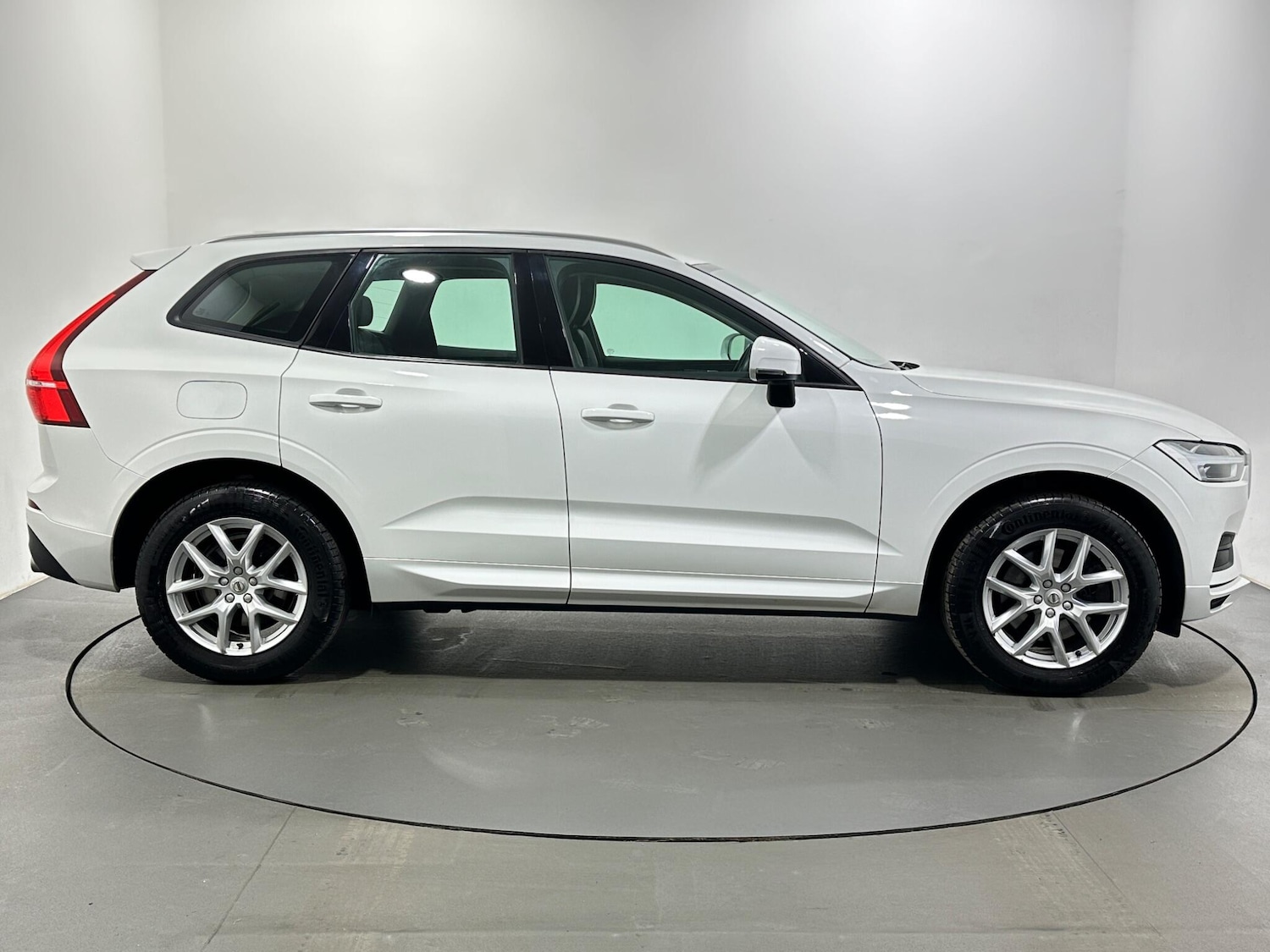 Used Volvo XC60 2018 for sale - 77794216: Photo 9