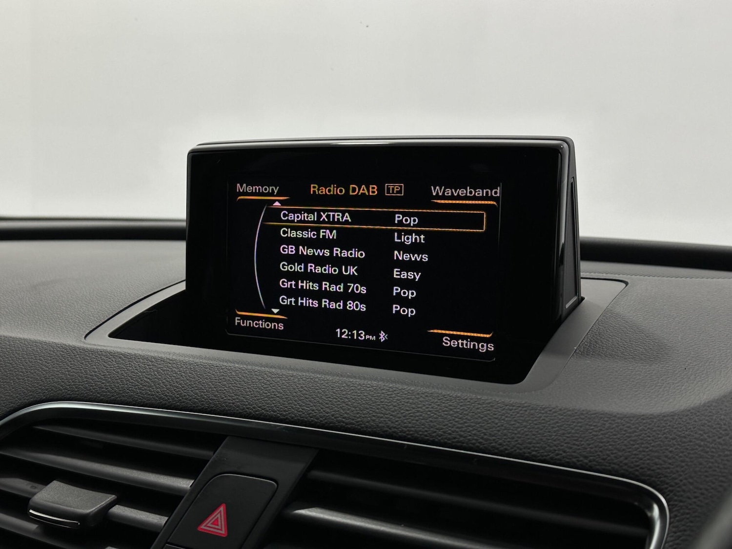 Used Audi Q3 2016 for sale - 76878638: Photo 25