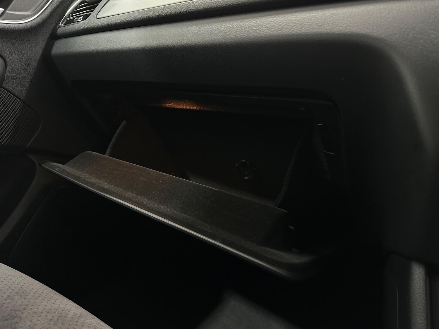 Used Audi Q3 2016 for sale - 76878638: Photo 27