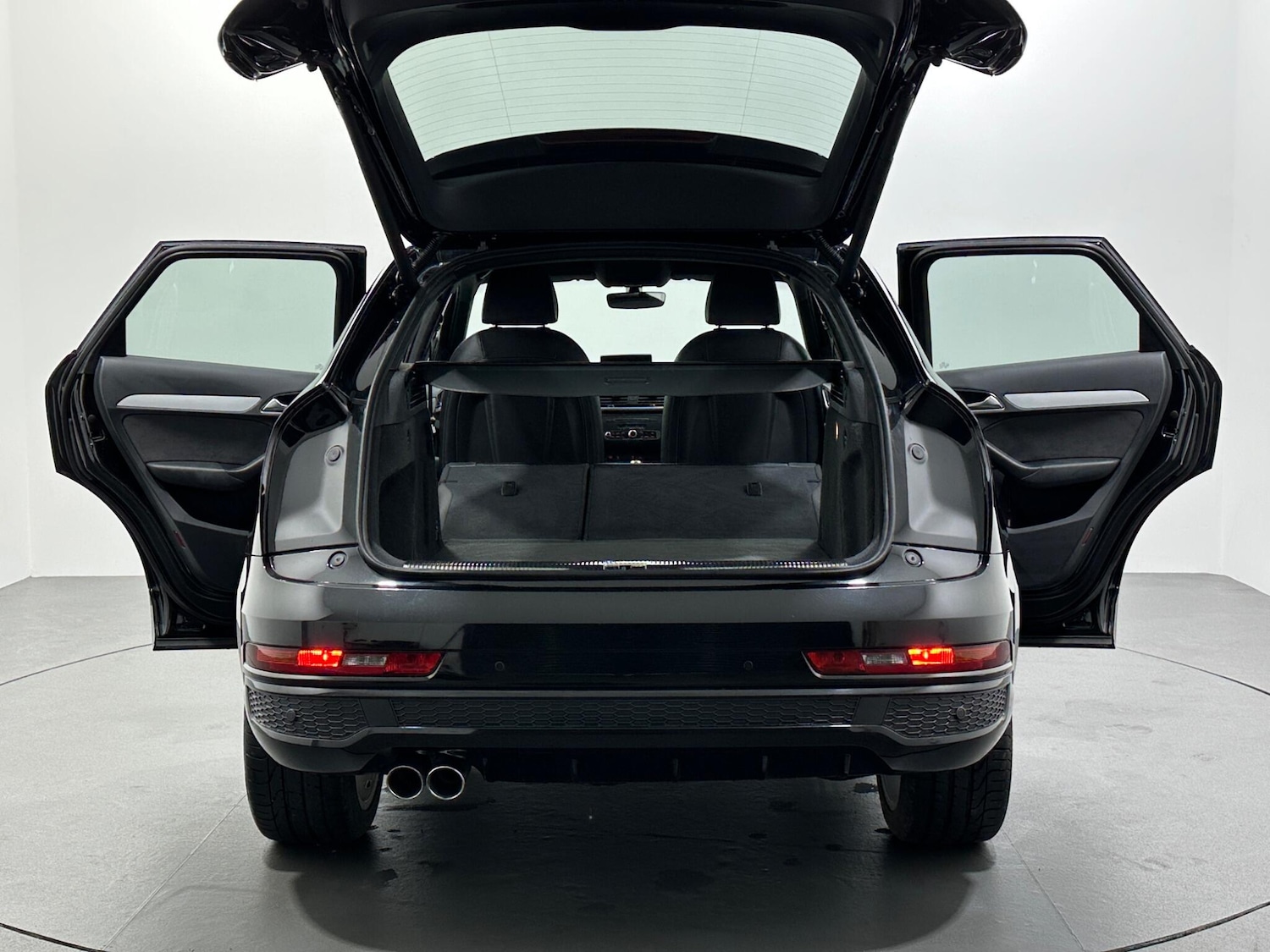 Used Audi Q3 2016 for sale - 76878638: Photo 43