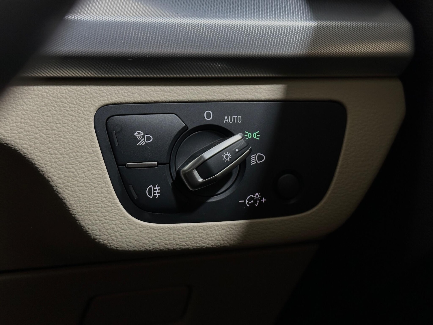 Used Audi Q5 2018 for sale - 76878567: Photo 17